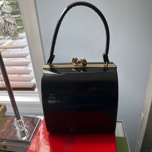 Retro patent leather purse